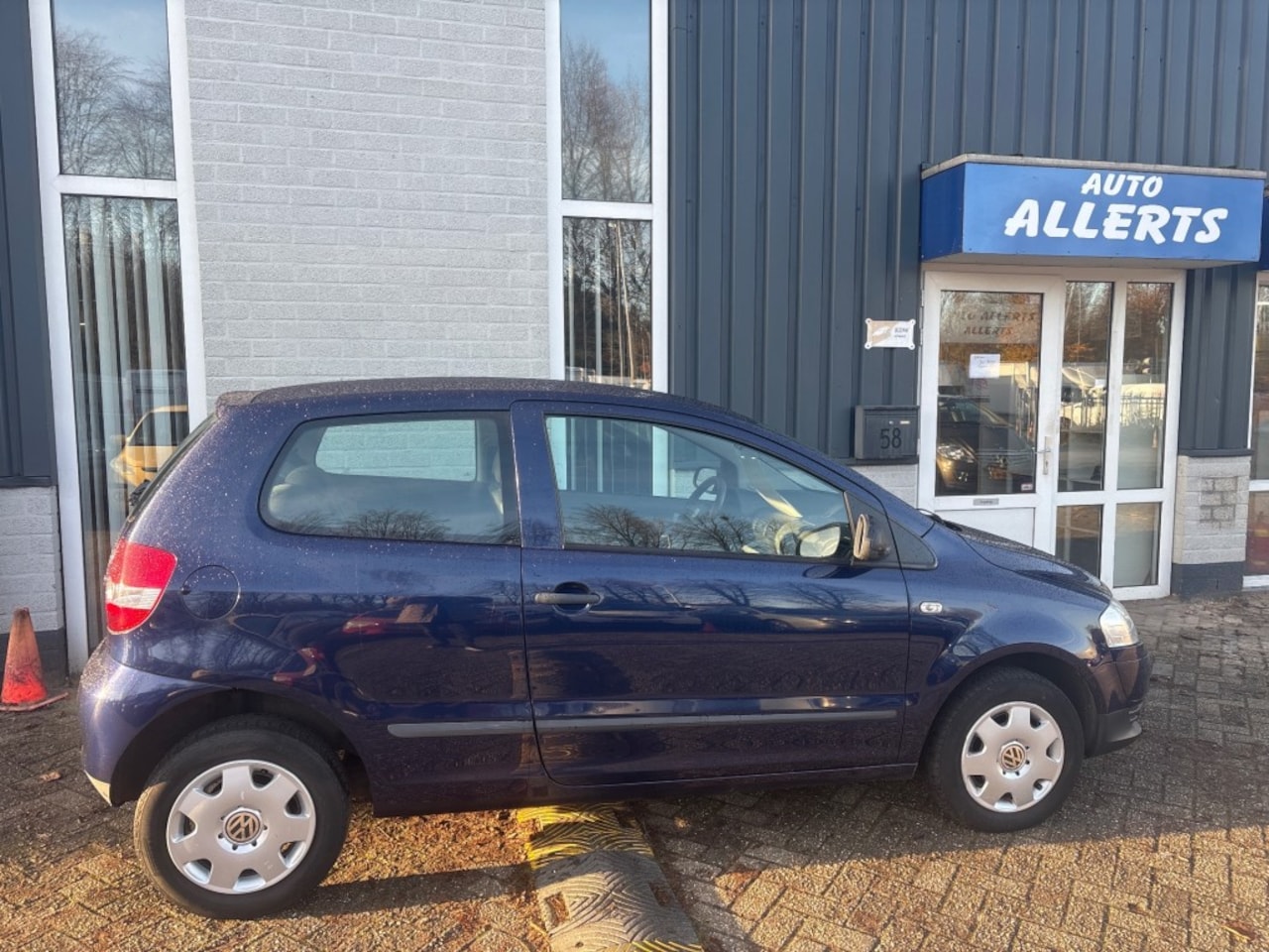 Volkswagen Fox - 1.4 Trendline 1.4 TRENDLINE - AutoWereld.nl