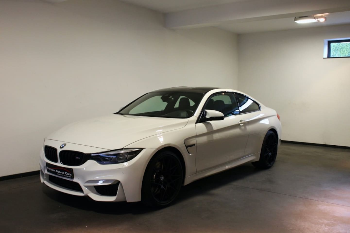 BMW M4 - Competition, Camera, Navi, HarmannenKardon, Carbon interieurpakket - AutoWereld.nl