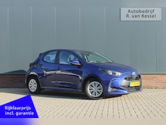 Toyota Yaris - 1.5 Hybrid 115 Active I Allseason banden I 1e Eig. I NL-auto
