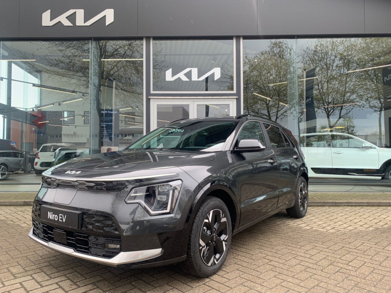 Kia Niro EV - Limited Edition 64.8 kWh Tijdelijk beschikbaar! - AutoWereld.nl