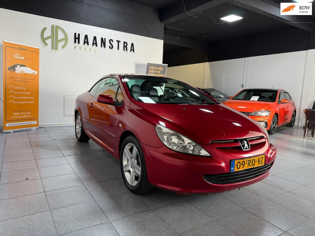 Peugeot 307 CC - 2.0-16V Leder interieur APK 11 maand 2026 Youngtimer!!! - AutoWereld.nl
