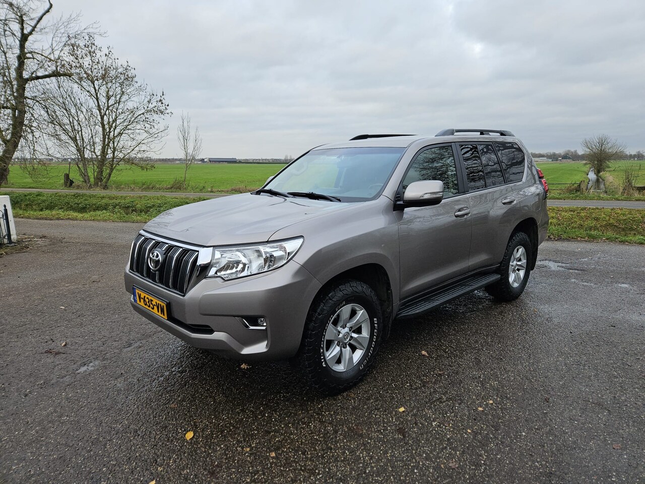 Toyota Land Cruiser - 2.8 D-4D-F Challenger Window Van Achteruitrijcamera - AutoWereld.nl