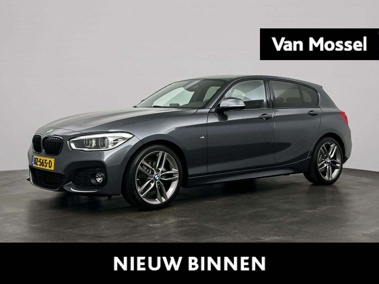 BMW 1-serie - 118i Executive | Automaat | M Interior | M Exterior | Sportstoelen | Privacy Glass | LMV - AutoWereld.nl