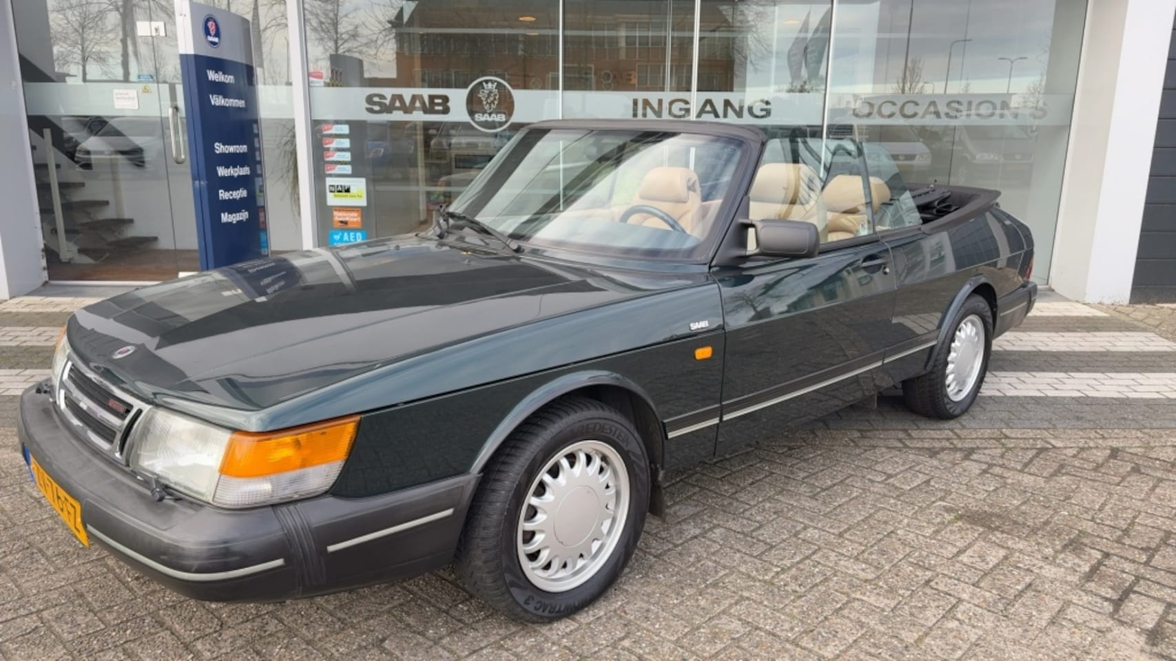 Saab 900 Cabrio - 2.1i-16 NIEUWTAAT AUTO - AutoWereld.nl