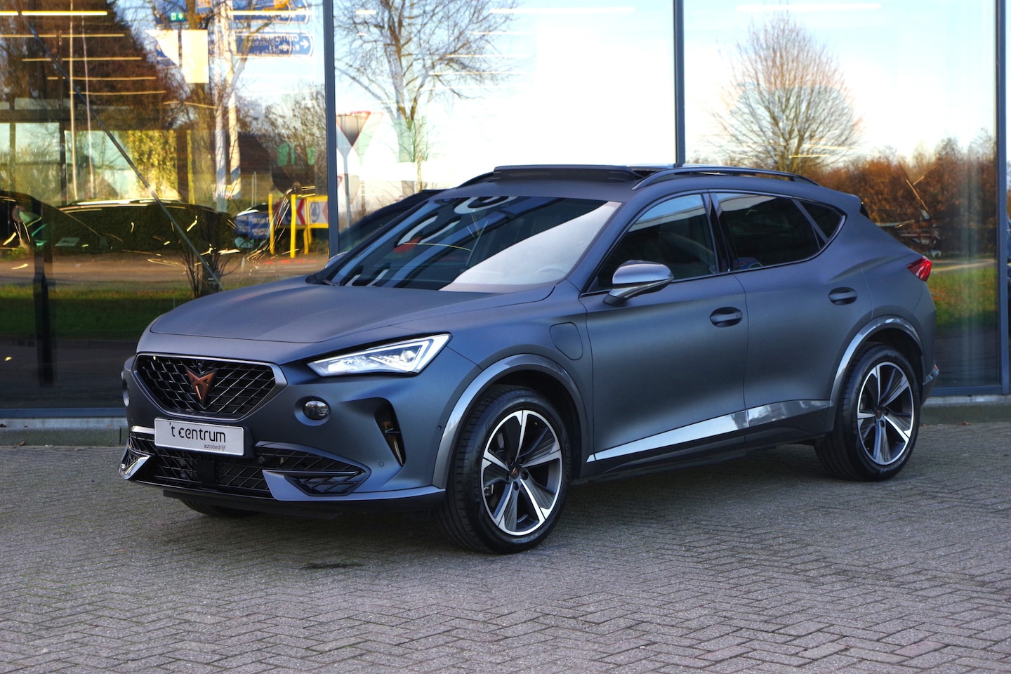 CUPRA Formentor - 1.4 e-Hybrid Adrenaline 1.4 e-Hybrid 204 PK Adrenaline, Panoramadak, 360 Camera, Carplay - AutoWereld.nl