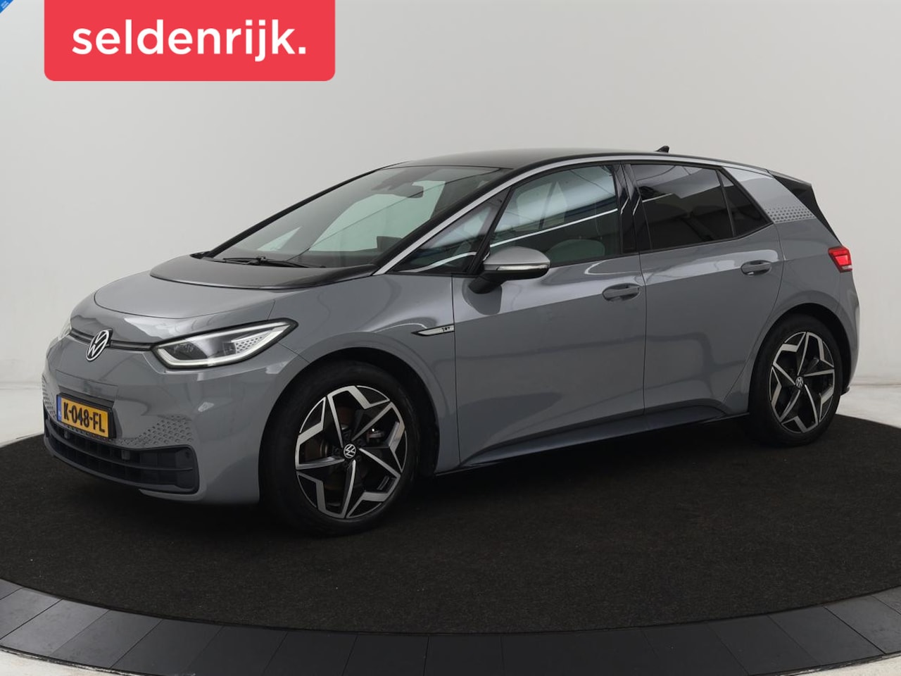 Volkswagen ID.3 - First Plus 58 kWh | Trekhaak | Stoel & stuurverwarming | Matrix LED | Camera | Carplay | S - AutoWereld.nl