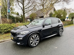 BMW X5 - xDrive45e 394PK M-Sport•Pano•Leder