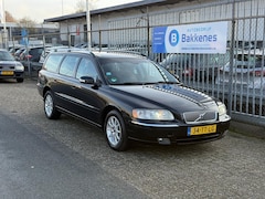 Volvo V70 - 2.4 Edition Sport | Leder | Stoelverwarming | Trekhaak