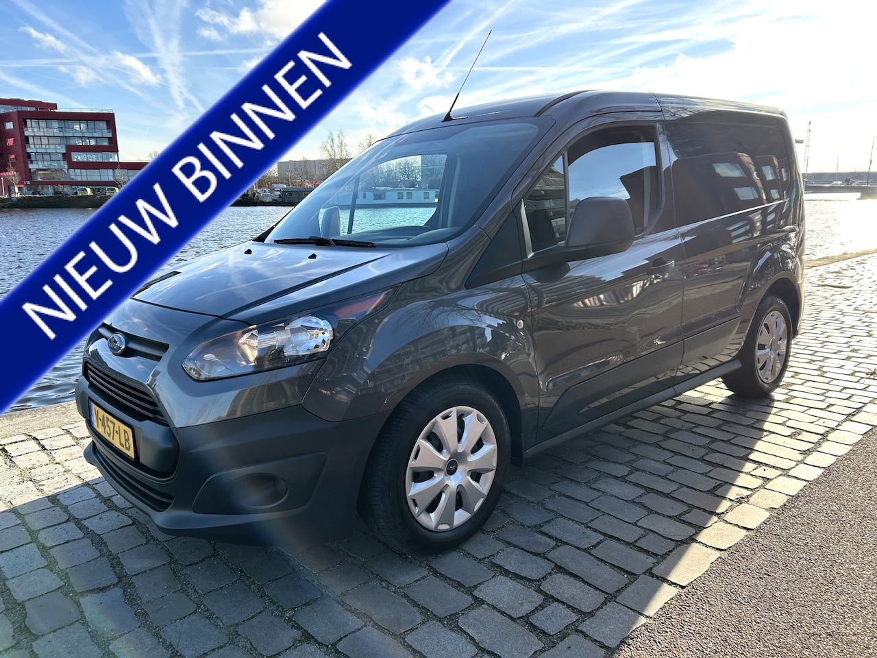 Ford Transit Connect - 1.5 TDCI L1 Economy Edition Airco Cruise Trekhaak - AutoWereld.nl