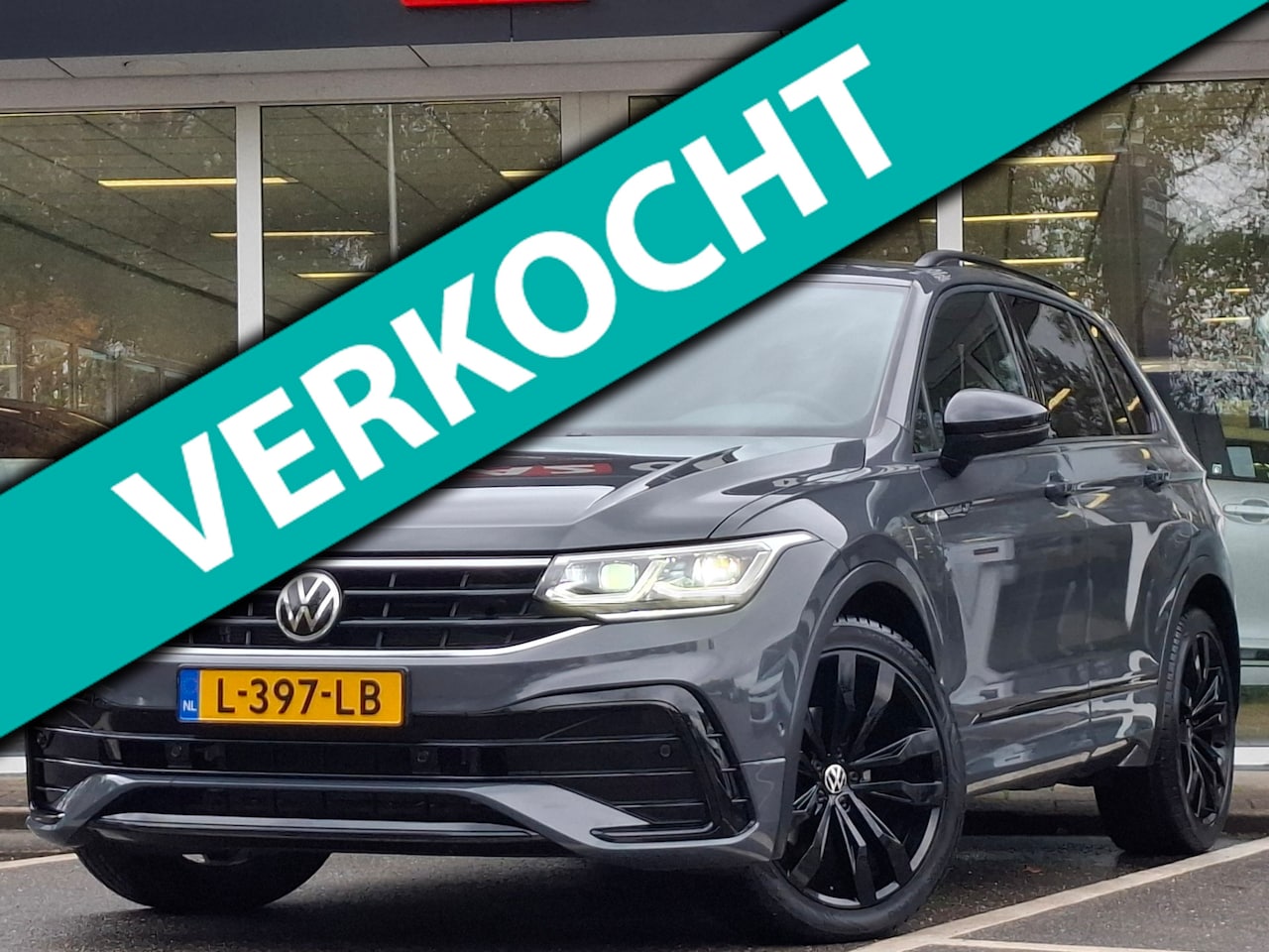 Volkswagen Tiguan - 1.5 TSI R-Line Aut. Carplay/Android auto/Trekhaak elek. - AutoWereld.nl