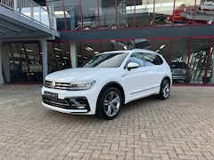 Volkswagen Tiguan Allspace - 1.4 TSI Highline Business R 7p. | Pano | 3x R-line | Trekhaak | Leder | ACC |