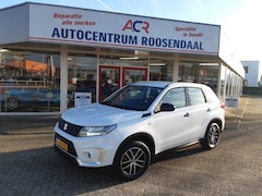 Suzuki Vitara - 1.4 Boosterjet Comfort Smart Hybrid met trekhaak lage km stand