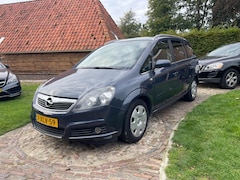 Opel Zafira - 1.8 Executive-Airco-Trekhaak-7 persoons-APK 10-2026
