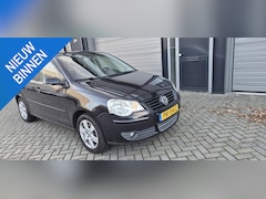 Volkswagen Polo - 1.4-16V Comfortline