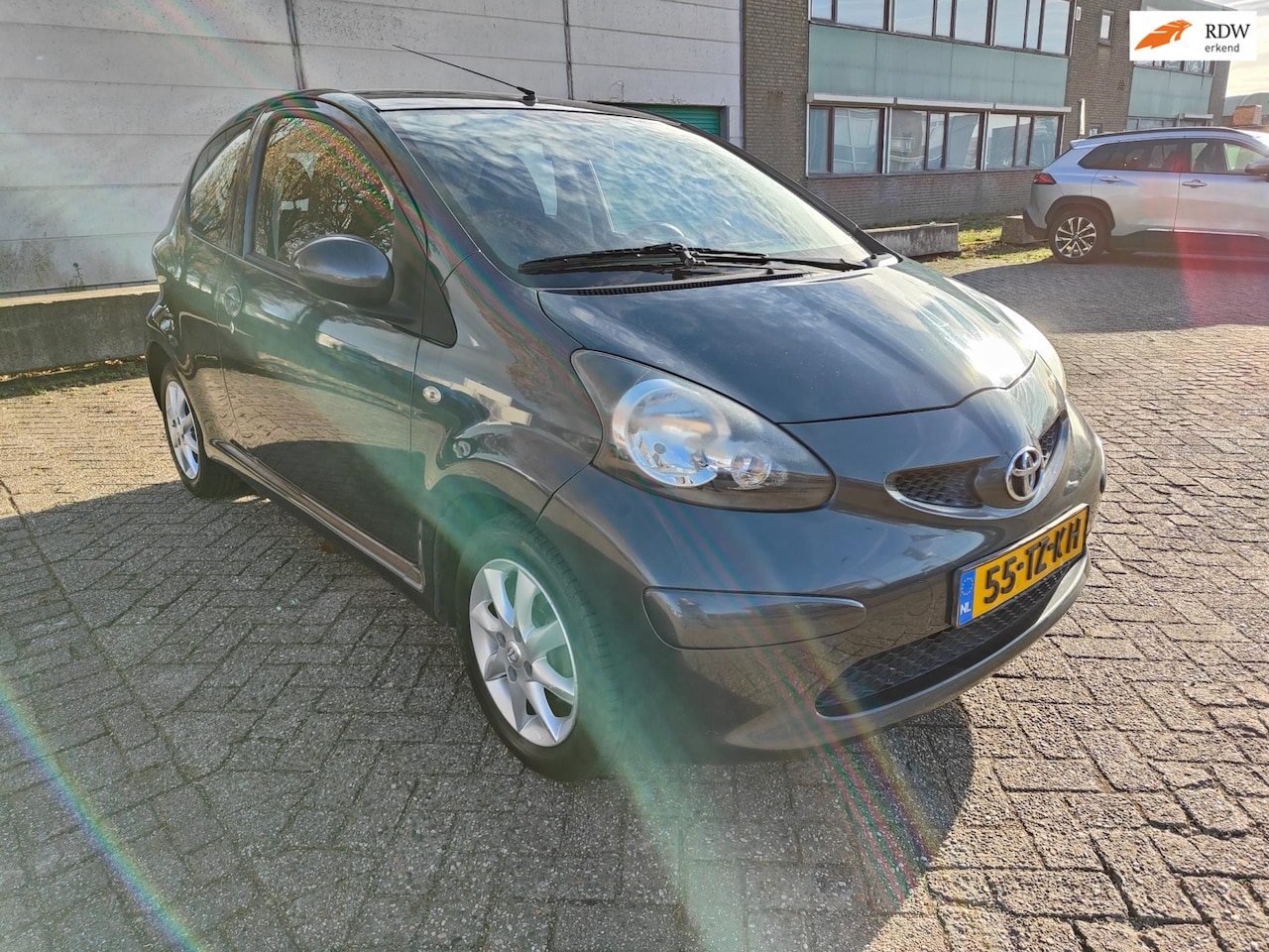 Toyota Aygo - 1.0-12V + ( Automaat ) - AutoWereld.nl