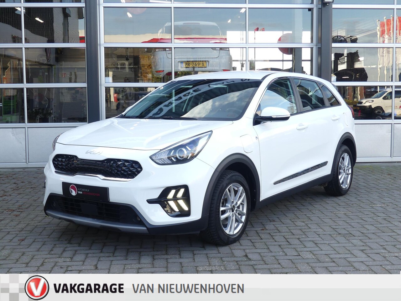 Kia Niro - 1.6 GDi PHEV DynamicLine *t/m 10de bouwjaar garantie! - AutoWereld.nl