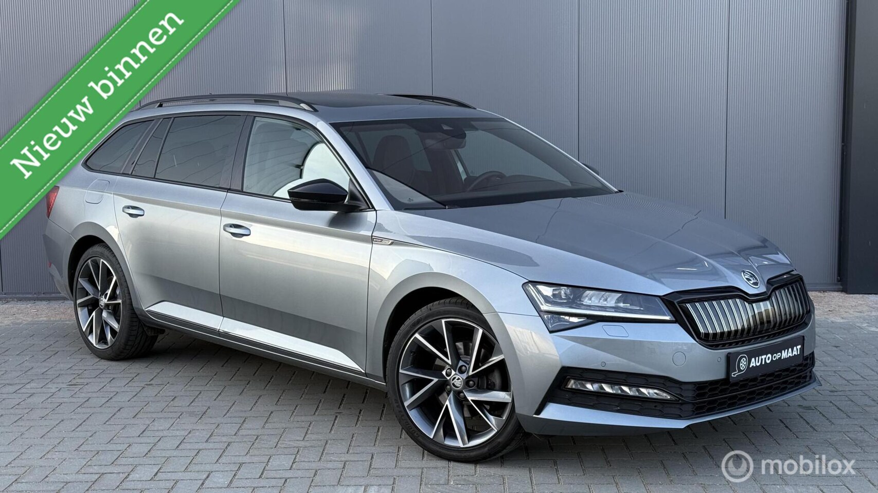 Skoda Superb Combi - 1.4 TSI iV Sportline Business 1.4 TSI iV Sportline Business - AutoWereld.nl