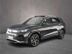 Volkswagen Tiguan - R-Line Edition 1.5 TSI eHybrid 272pk DSG Automaat, Trekhaak, Panoramadak, Adaptive cruise