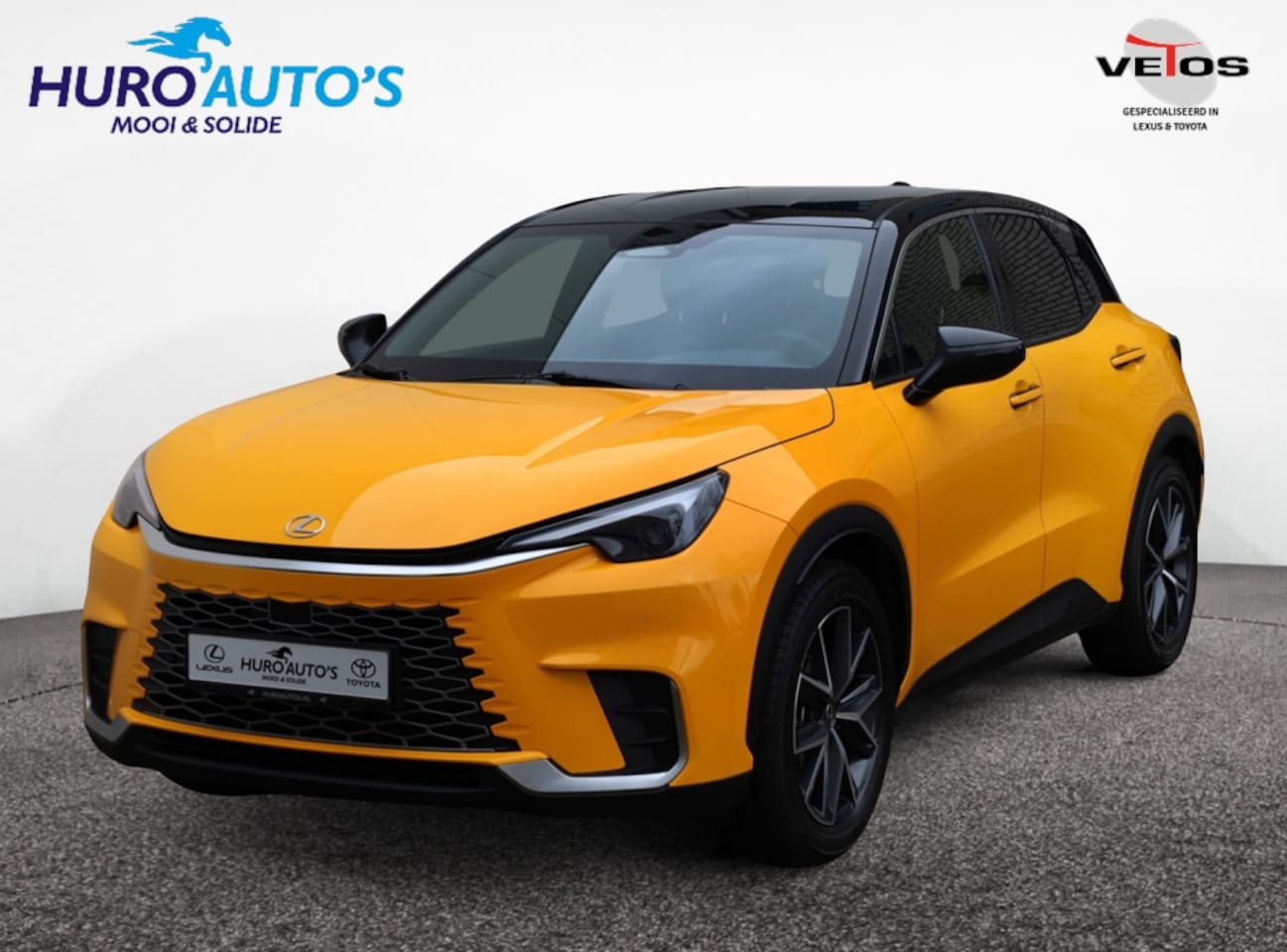 Lexus LBX - Emotion 2WD | Tech Pack| Leder | El achterklep | - AutoWereld.nl