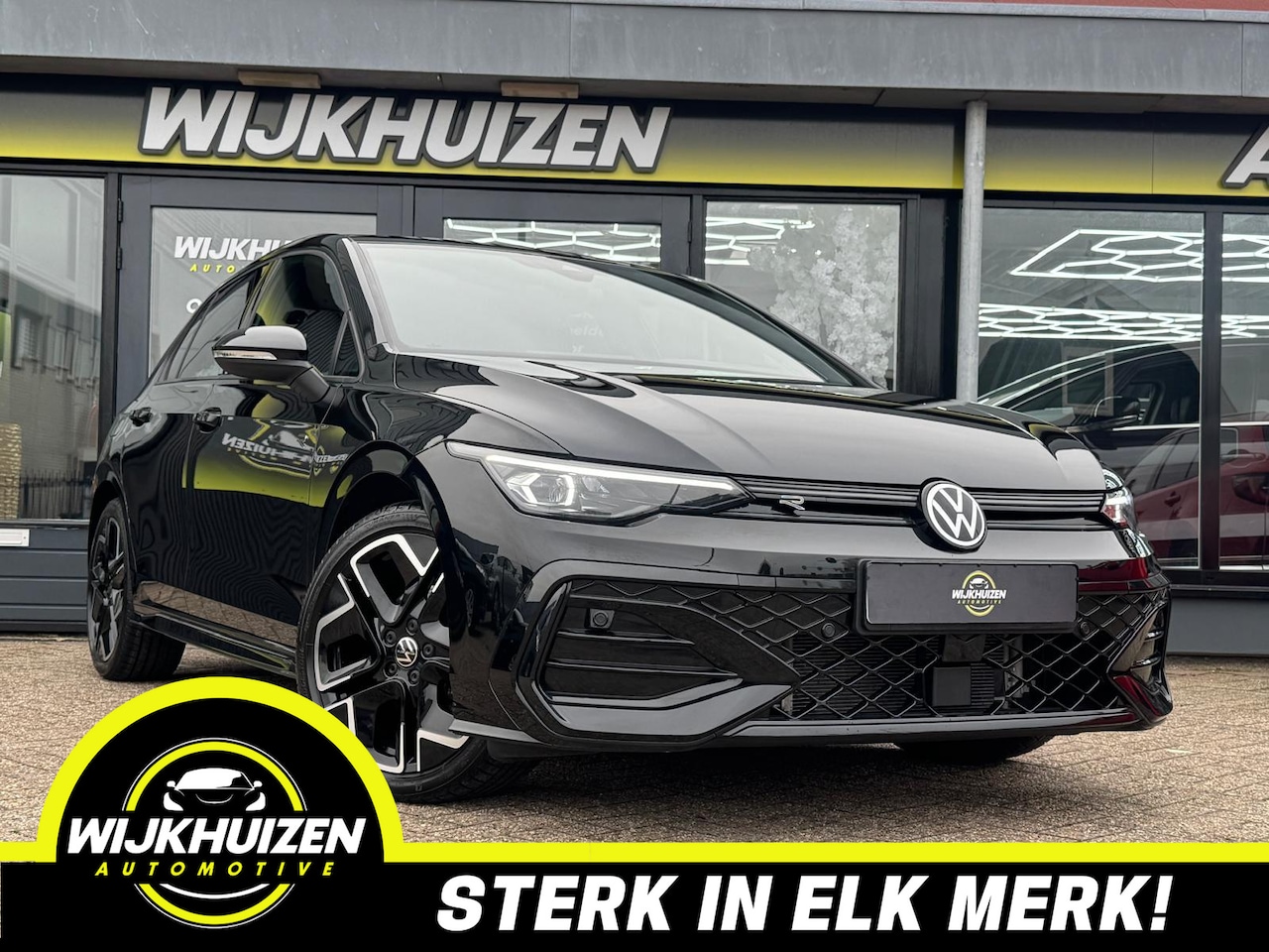 Volkswagen Golf - 1.5 eTSI R-Line met Panorama dak !!! Full options !!! Dealer Onderhouden !!! - AutoWereld.nl