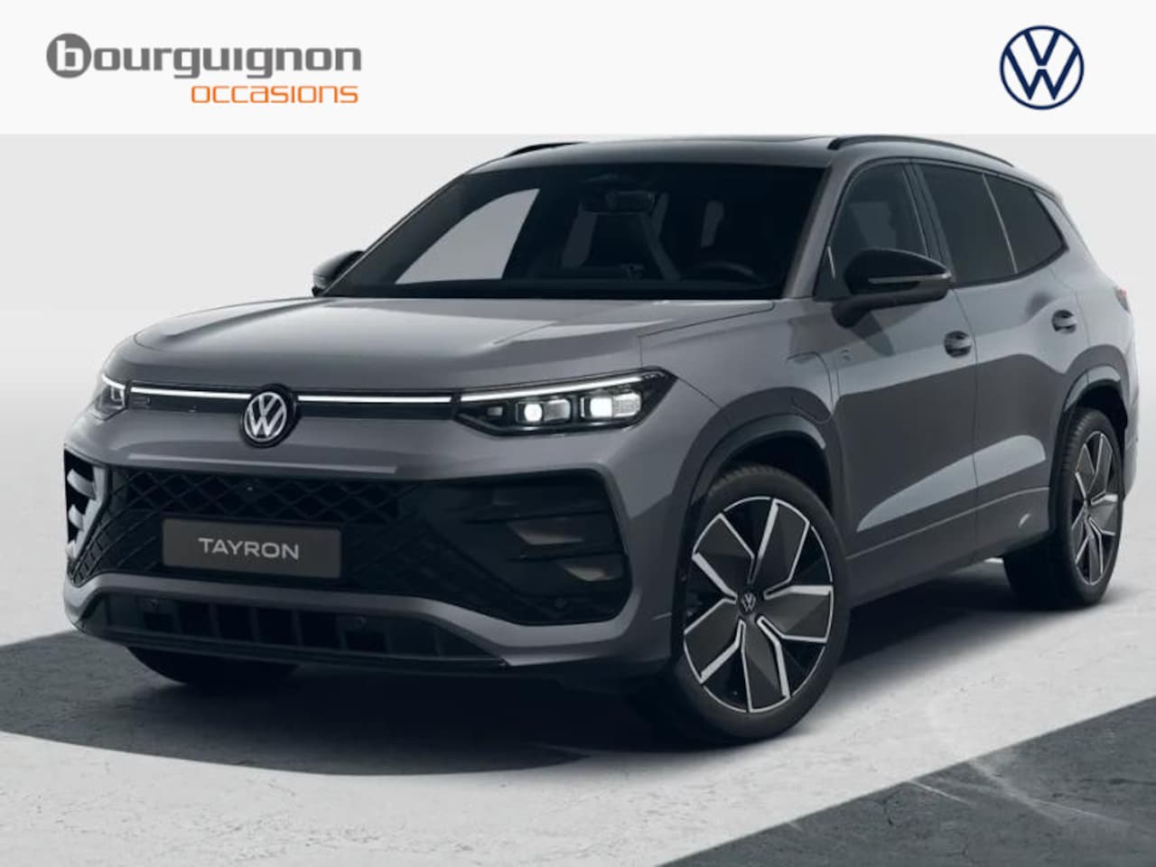 Volkswagen Tayron - 1.5 eHybrid 272 Pk Automaat R-Line Edition | Black Style | Panoramadak | Trekhaak | 20 Inc - AutoWereld.nl