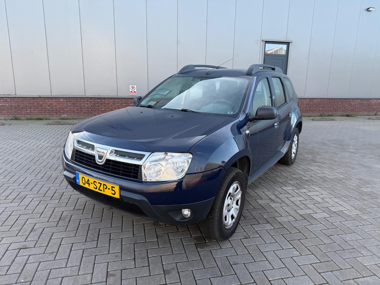 Dacia Duster - 1.6 Lauréate AIRCO LPG BLAUW 2012 - AutoWereld.nl