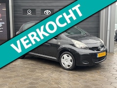Toyota Aygo - 2010 / 1.0-12V Comfort - Airco - 5 Deurs - NW Apk - N.A.P