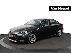 Lexus IS - 300h Hybrid Business Line | Navi | Camera | Adaptive Cruise Control | Stoelverwarming |
