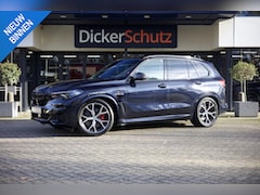 BMW X5 - xDrive45e M Sport | SkyLounge | Carbon | B & W | Nachtzicht