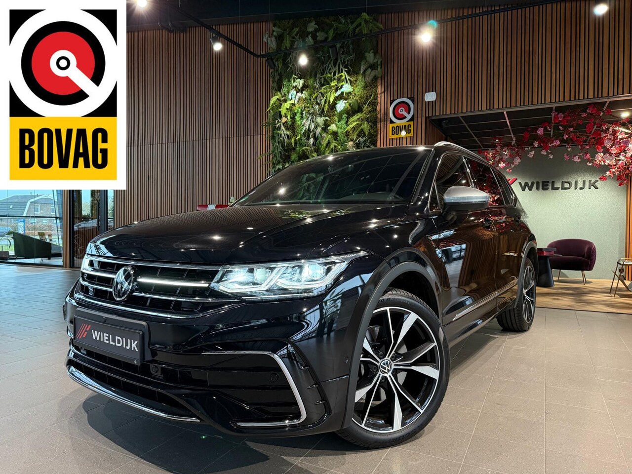 Volkswagen Tiguan Allspace - 2.0 TSI 4Motion Highline 7p. 2.0 TSI 4Motion Highline 7p. R-line Pano - AutoWereld.nl