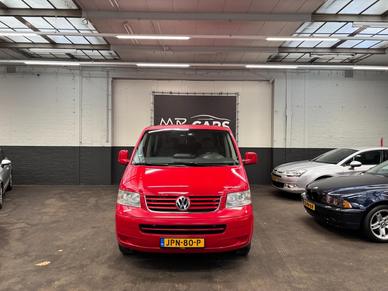 Volkswagen Transporter Kombi - 2.5 TDI CARAVELLE 9.Persoons - AutoWereld.nl