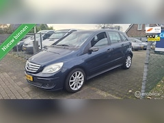 Mercedes-Benz B-klasse - 200 benzine automaat airco