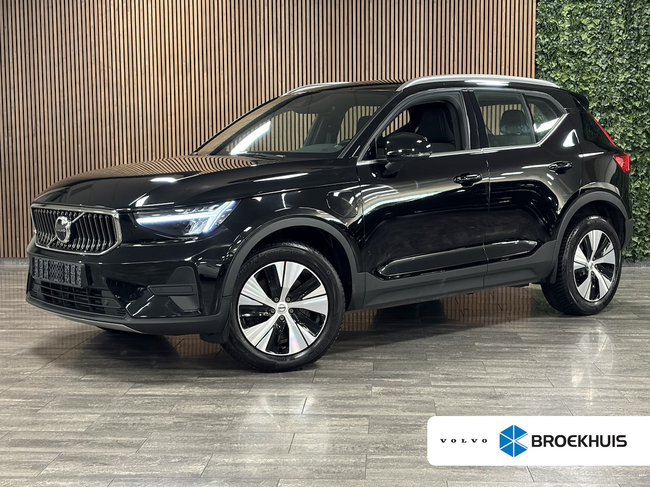 Volvo XC40 - T4 Recharge Inscription Trekhaak | All Season banden | Stoel en Stuurwielverwarming | Zitt - AutoWereld.nl