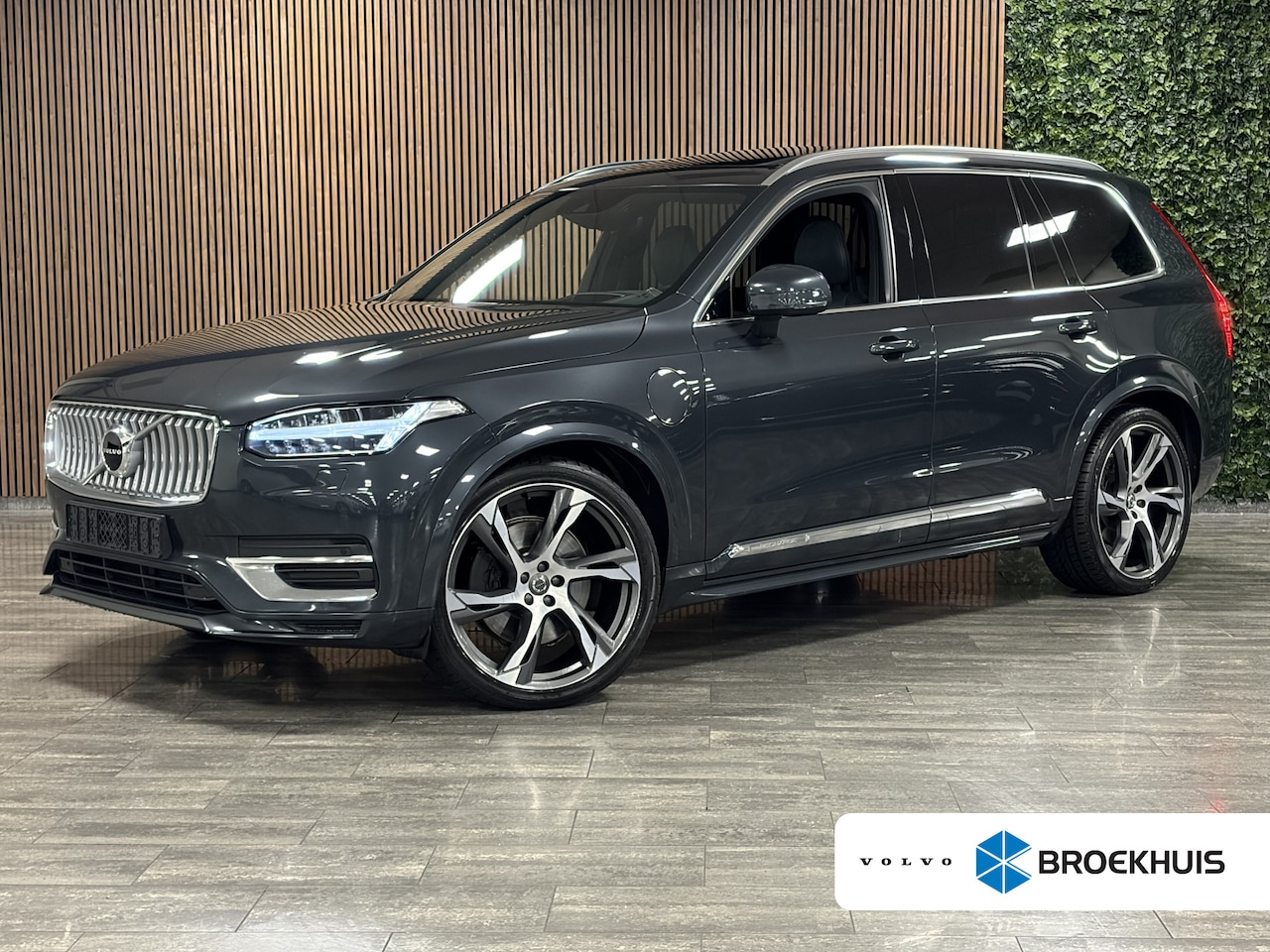 Volvo XC90 - T8 AWD Recharge Inscription Luchtvering | Trekhaak | Harman Kardon | Schuifdak | Head- Up - AutoWereld.nl