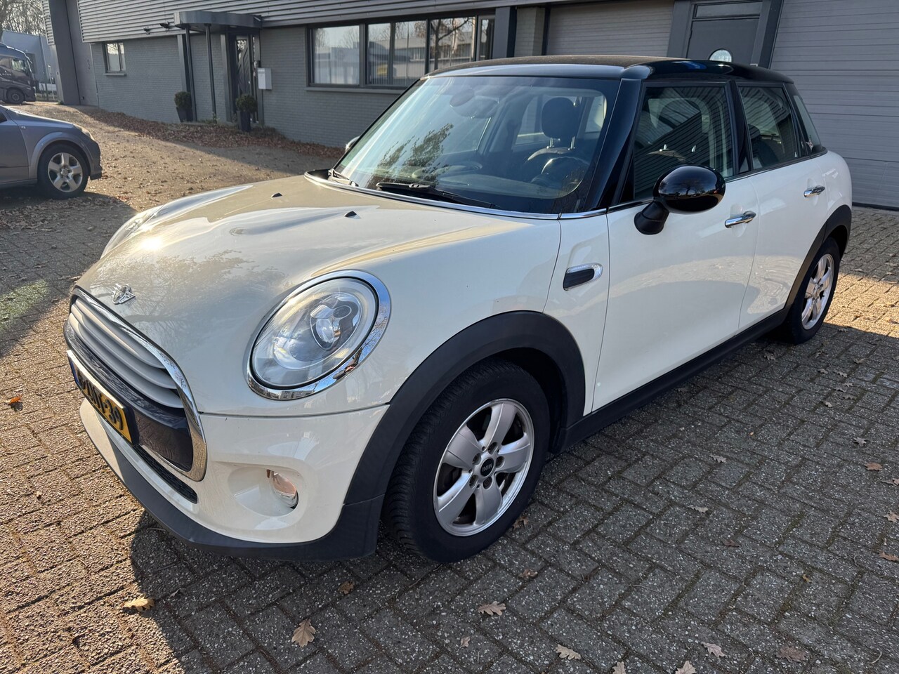 MINI Cooper - Mini 1.5 - AutoWereld.nl