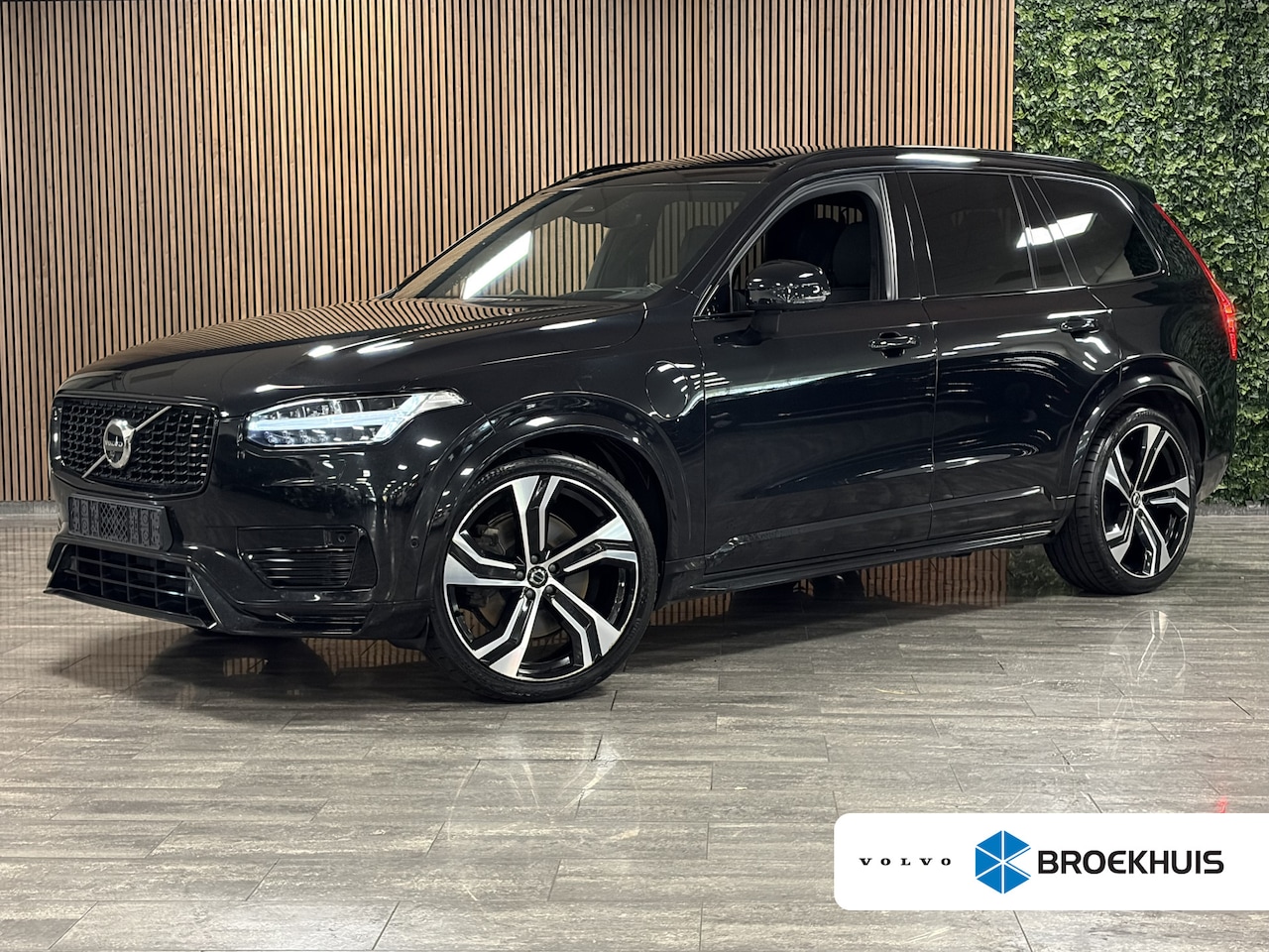 Volvo XC90 - T8 AWD Recharge Ultimate Dark Vol! | Luchtvering | Bowers & Wilkins | Trekhaak | 455pk | 3 - AutoWereld.nl