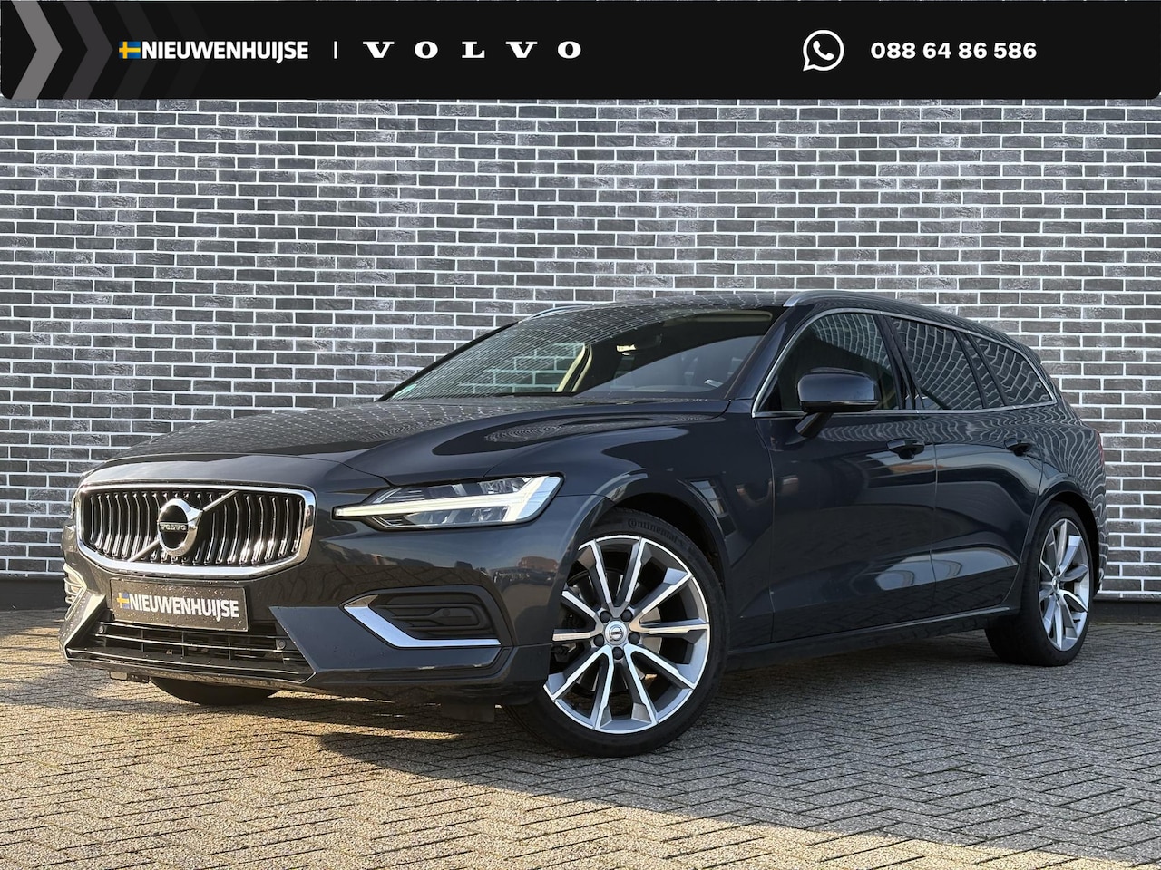 Volvo V60 - 2.0 T4 Inscription | Trekhaak | Lederen bekleding | Adaptive cruise control | 19" velgen | - AutoWereld.nl