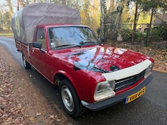 Peugeot 504 - Pickup Oldtimer (lage logische km stand)