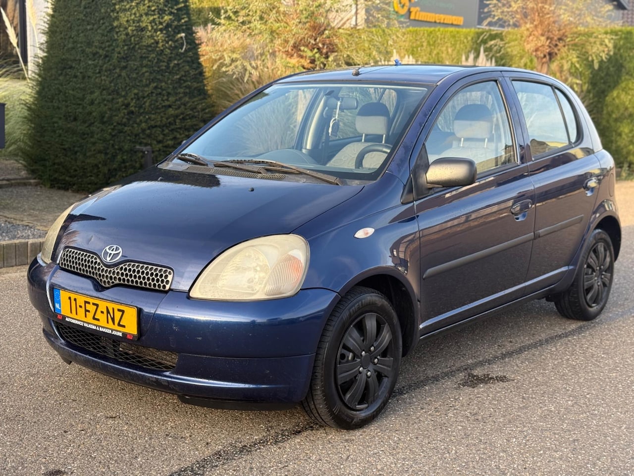 Toyota Yaris - 1.3-16V VVT-i Luna 1.3-16V VVT-i Luna 5Deurs - AutoWereld.nl