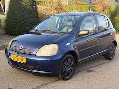 Toyota Yaris - 1.3-16V VVT-i Luna 5Deurs
