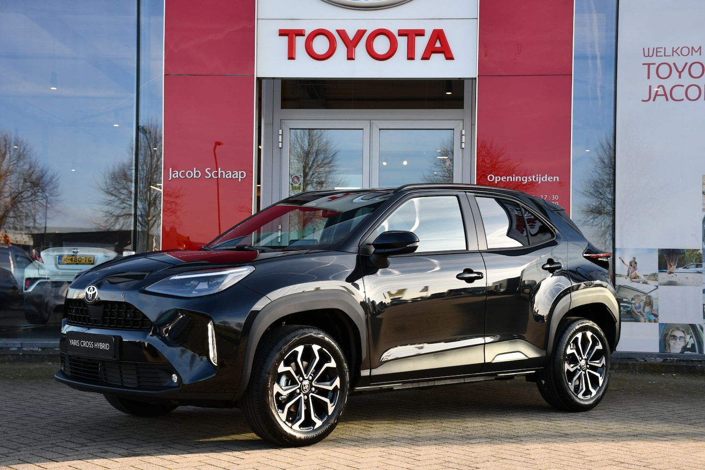 Toyota Yaris Cross - 1.5 Hybrid 130 Dynamic Automaat 130pk | Nieuw | Comfort Pack | Dodehoekdetectie,| Parkeer - AutoWereld.nl