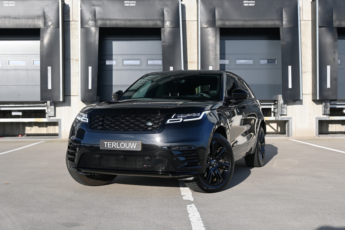 Land Rover Range Rover Velar - 2.0 P400e Edition - AutoWereld.nl