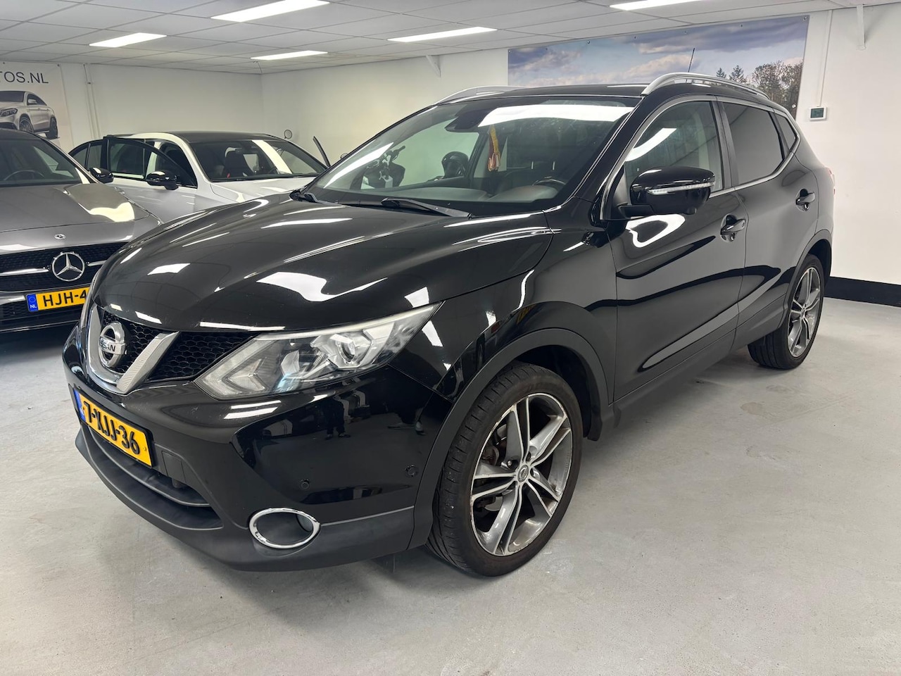 Nissan Qashqai - 1.2 Tekna Panorama 360 Camera Leer Trekhaak enz - AutoWereld.nl