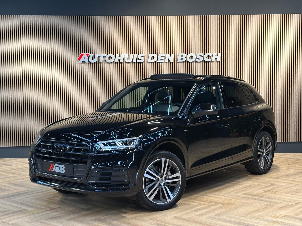 Audi Q5 - 55 TFSI e Quattro Competition 367PK - Pano - AutoWereld.nl