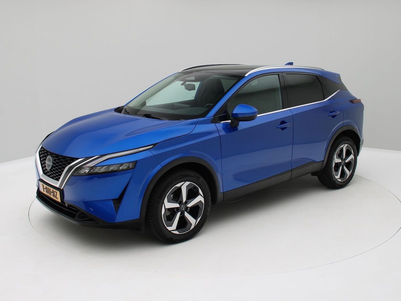 Nissan Qashqai - 1.3 MHEV Xtronic N-Connecta Panorama / Trekh. - AutoWereld.nl