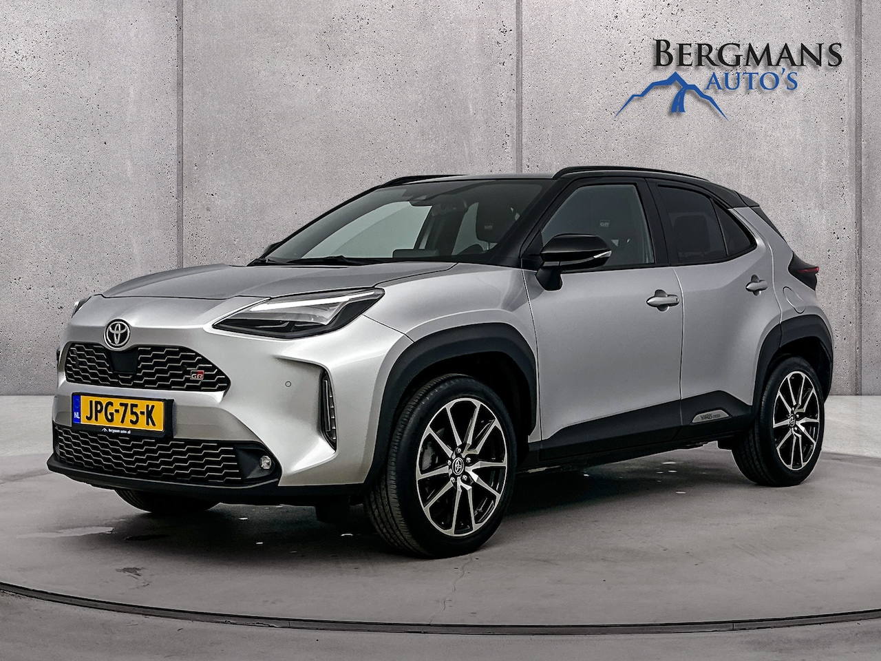 Toyota Yaris Cross - - 1.5 Hybrid GR Sport // RUITVERWARMING // PANORAMA // - AutoWereld.nl