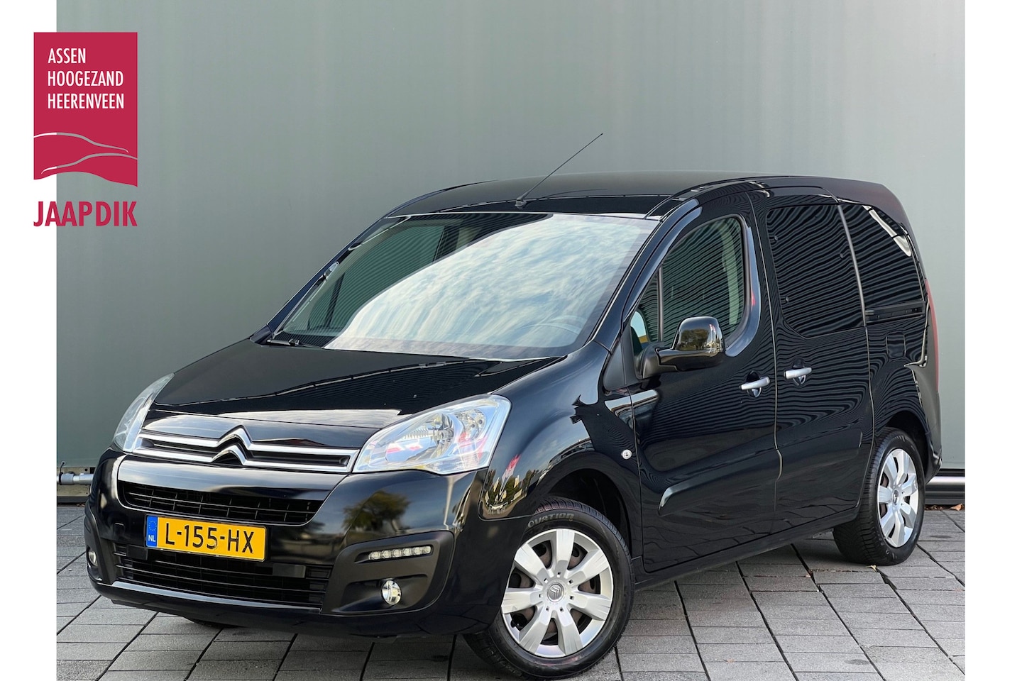 Citroën Berlingo - BWJ 2017 | 1.2PT 111PK XTR | CLIMA | NAVI | STOELVERW. | TREKHAAK | CRUISE | PDC | DONKER - AutoWereld.nl