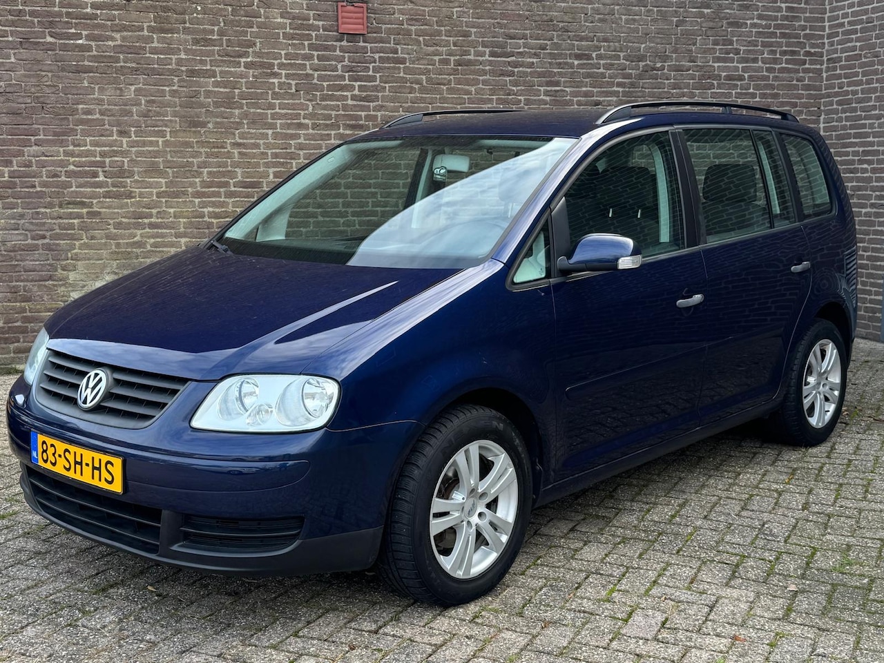 Volkswagen Touran - 1.6-16V FSI Business Clima Cruise-Contr. Bluetooth Org.NL NAP - AutoWereld.nl