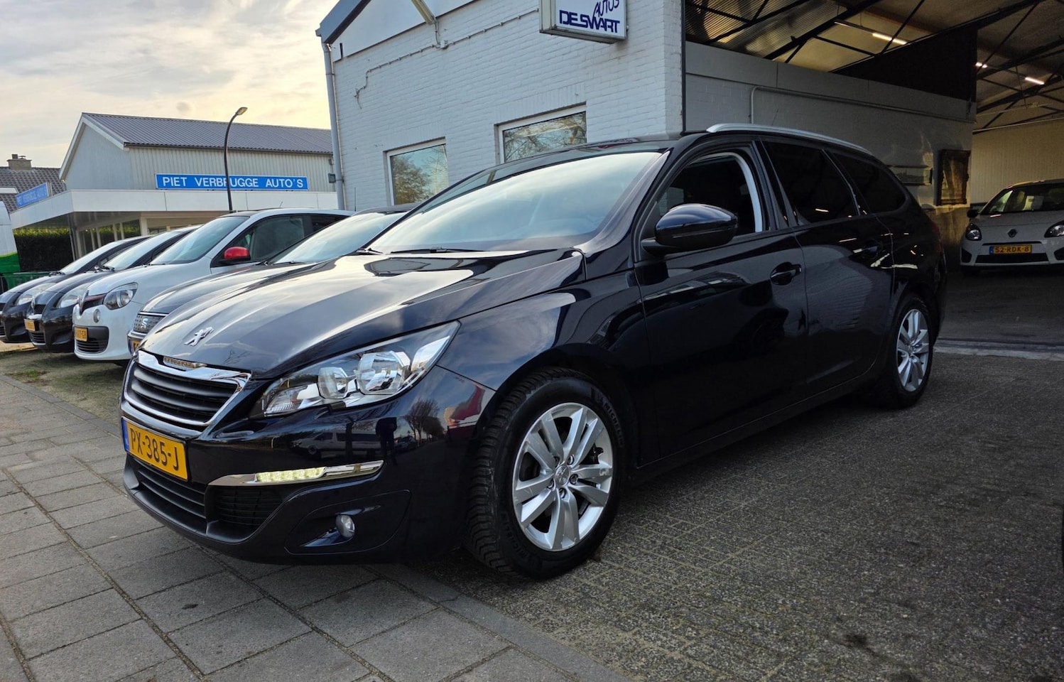 Peugeot 308 SW - 1.2 PureTech Blue Lion 2e Eigenaar NL Auto - AutoWereld.nl