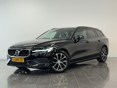 Volvo V60 - 2.0 B3 Momentum Advantage | Trekhaak | Achteruitrijcamera | Apple Carplay/Android Auto | C